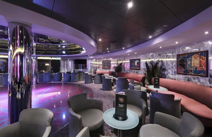 MSC Cruises MSC Sinfonia Lounge 3.jpg